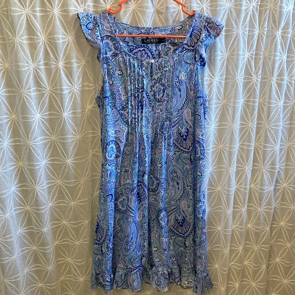 Lauren Ralph Lauren Dresses & Skirts - Lauren Ralph Lauren Lightweight Paisley Print Dress